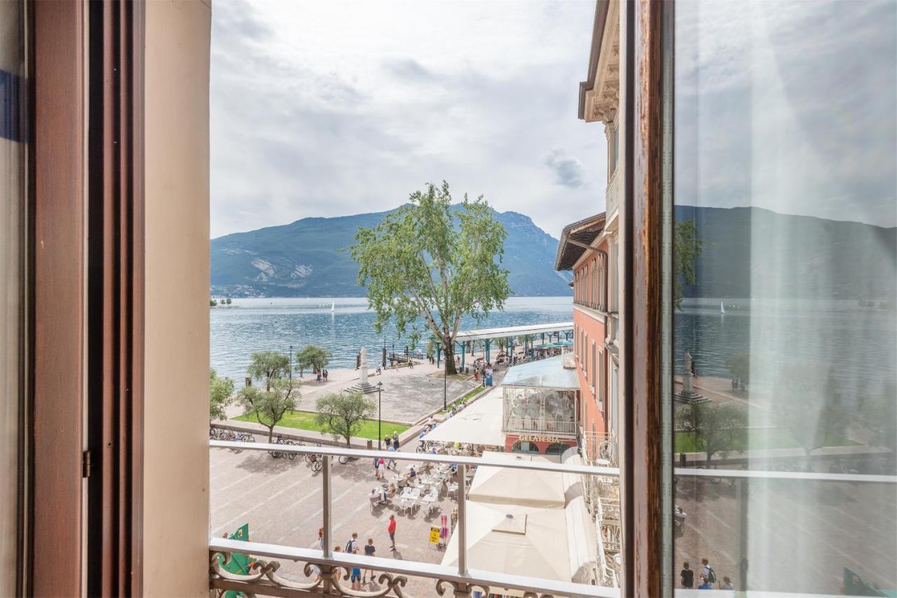 Casa La Torre, The View On The Lake 加尔达湖滨 外观 照片