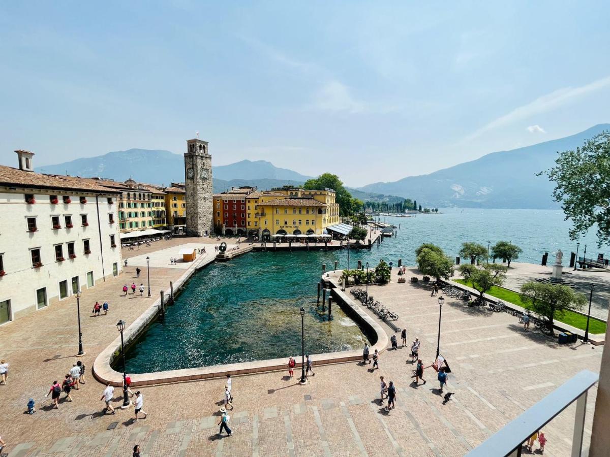 Casa La Torre, The View On The Lake 加尔达湖滨 外观 照片